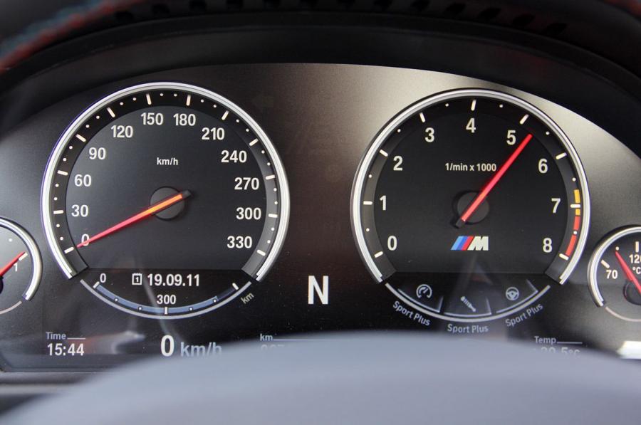  BMW M5 2012 года  (фото 87 из 319)